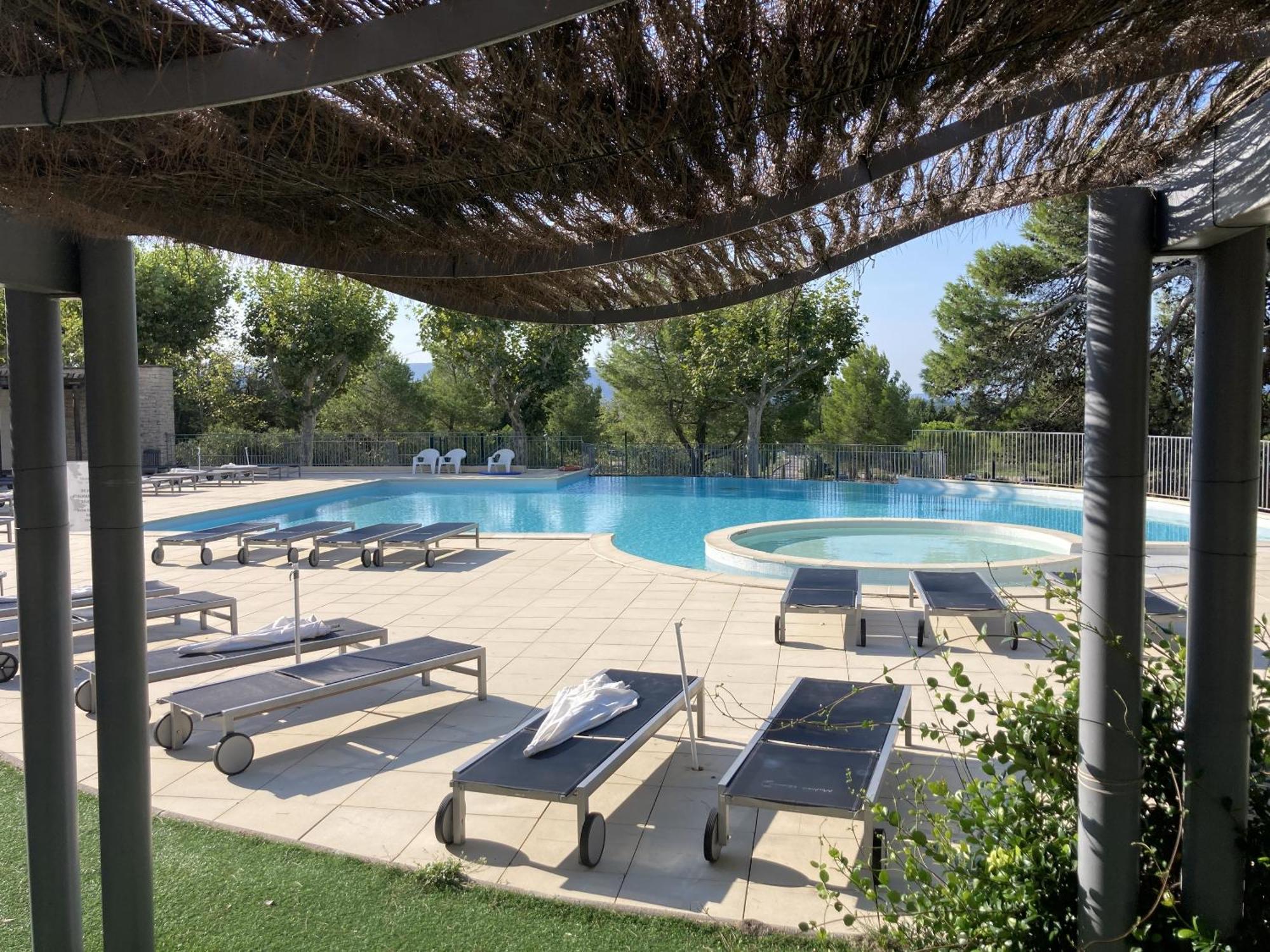 La Perle Du Golf -Magnifique Vue Clim Linge Golf Saumane 6P Piscine Tennis 외부 사진