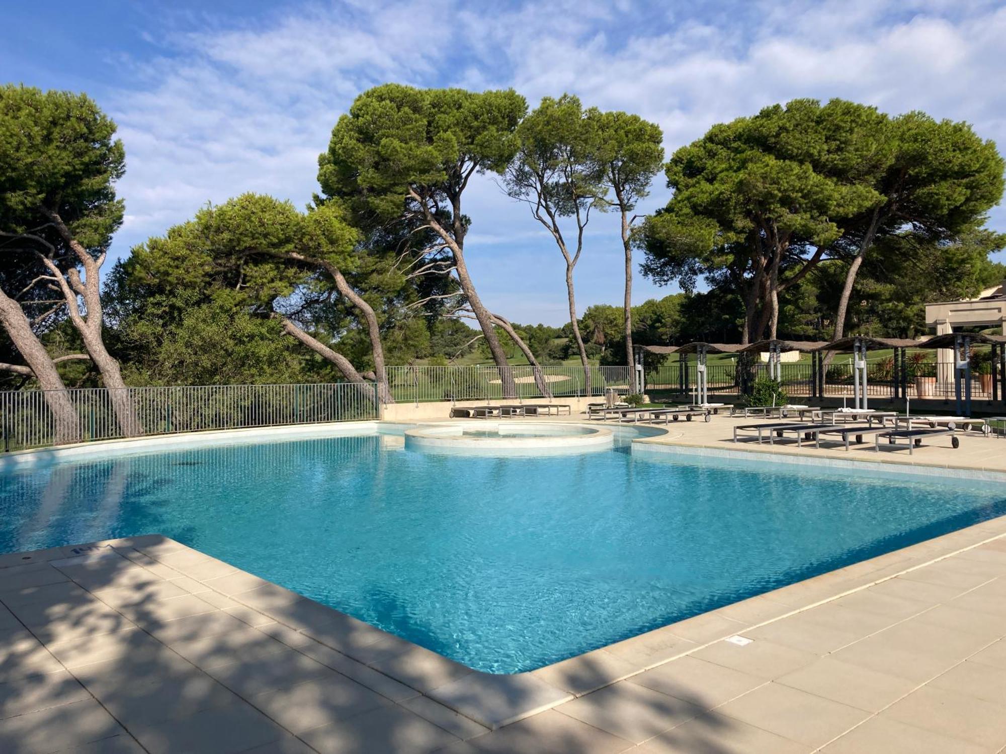La Perle Du Golf -Magnifique Vue Clim Linge Golf Saumane 6P Piscine Tennis 외부 사진